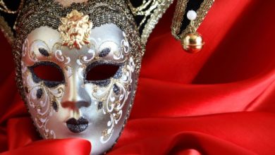 מזלות ותחפושות