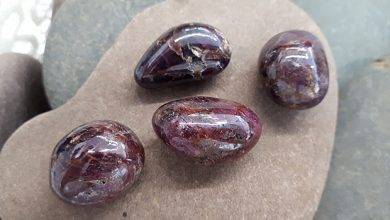 אבן רובי אדומה